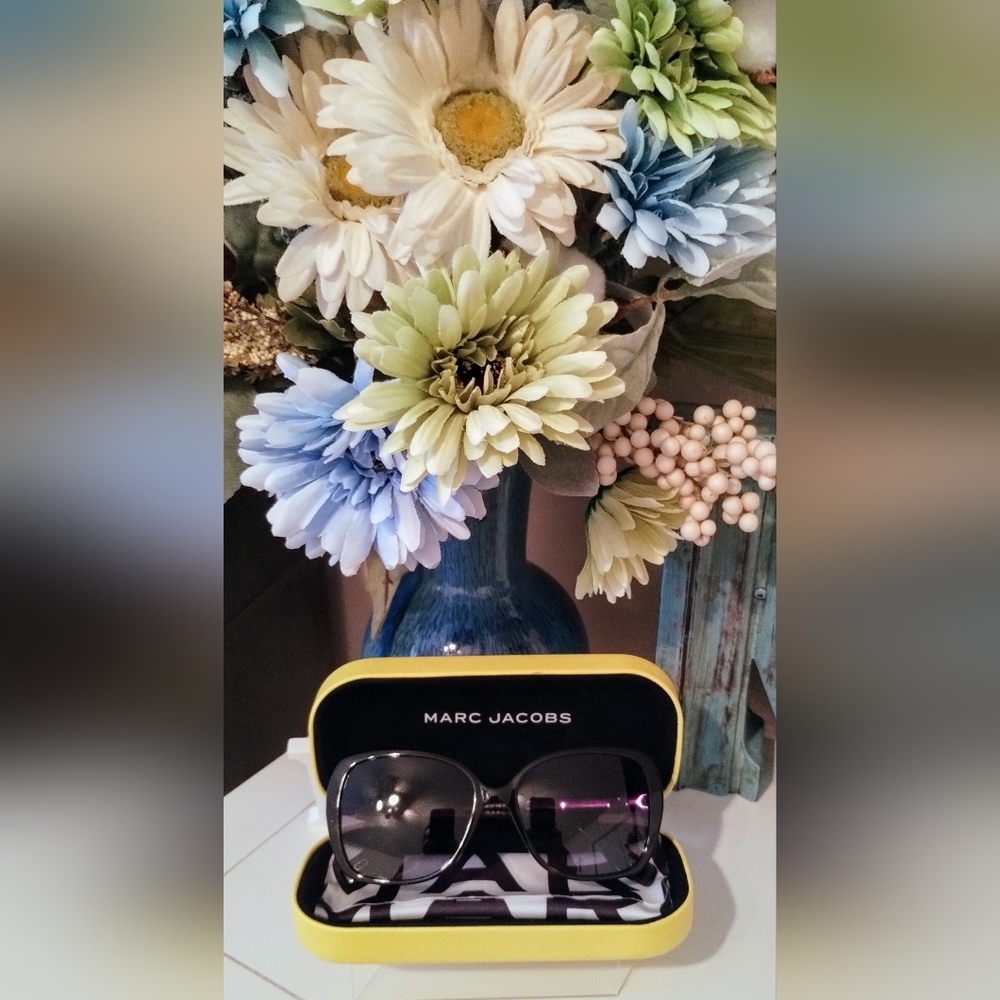 Marc Jacobs Tortoiseshell Sunglasses NWOT
